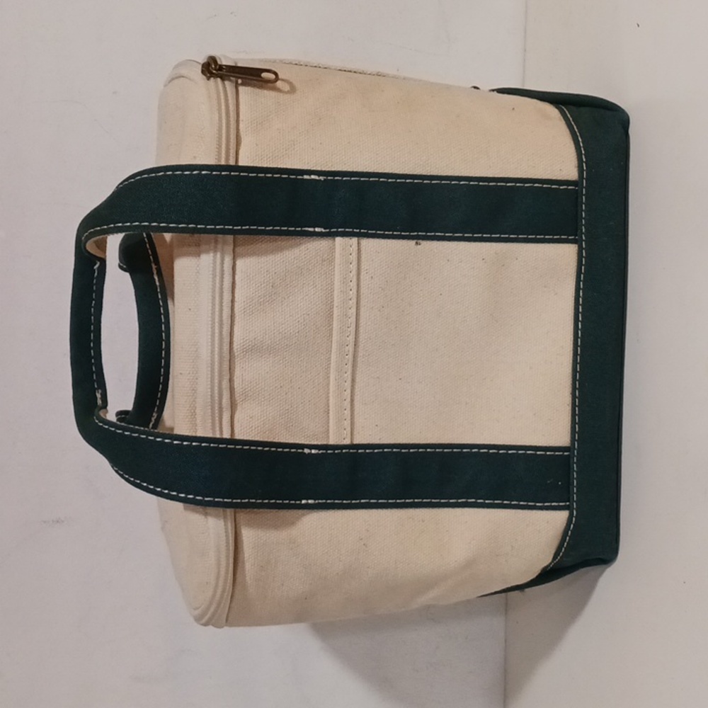 L.L .Bean Insulated Bag cream and green